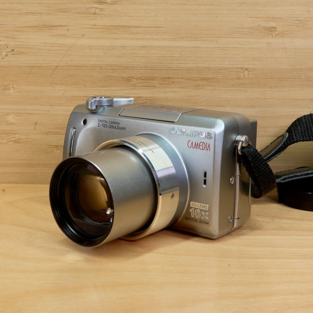 Olympus Camedia C-765 / 4MP Digital Camera / 10x Optical Ultra Zoom / Tested